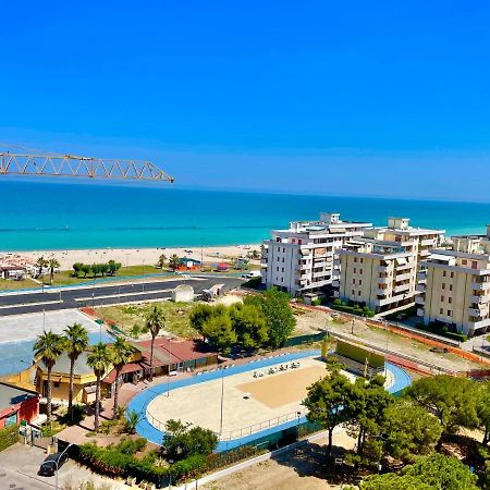 Punto Di Osservazione Lido di Fermo Kültér fotó