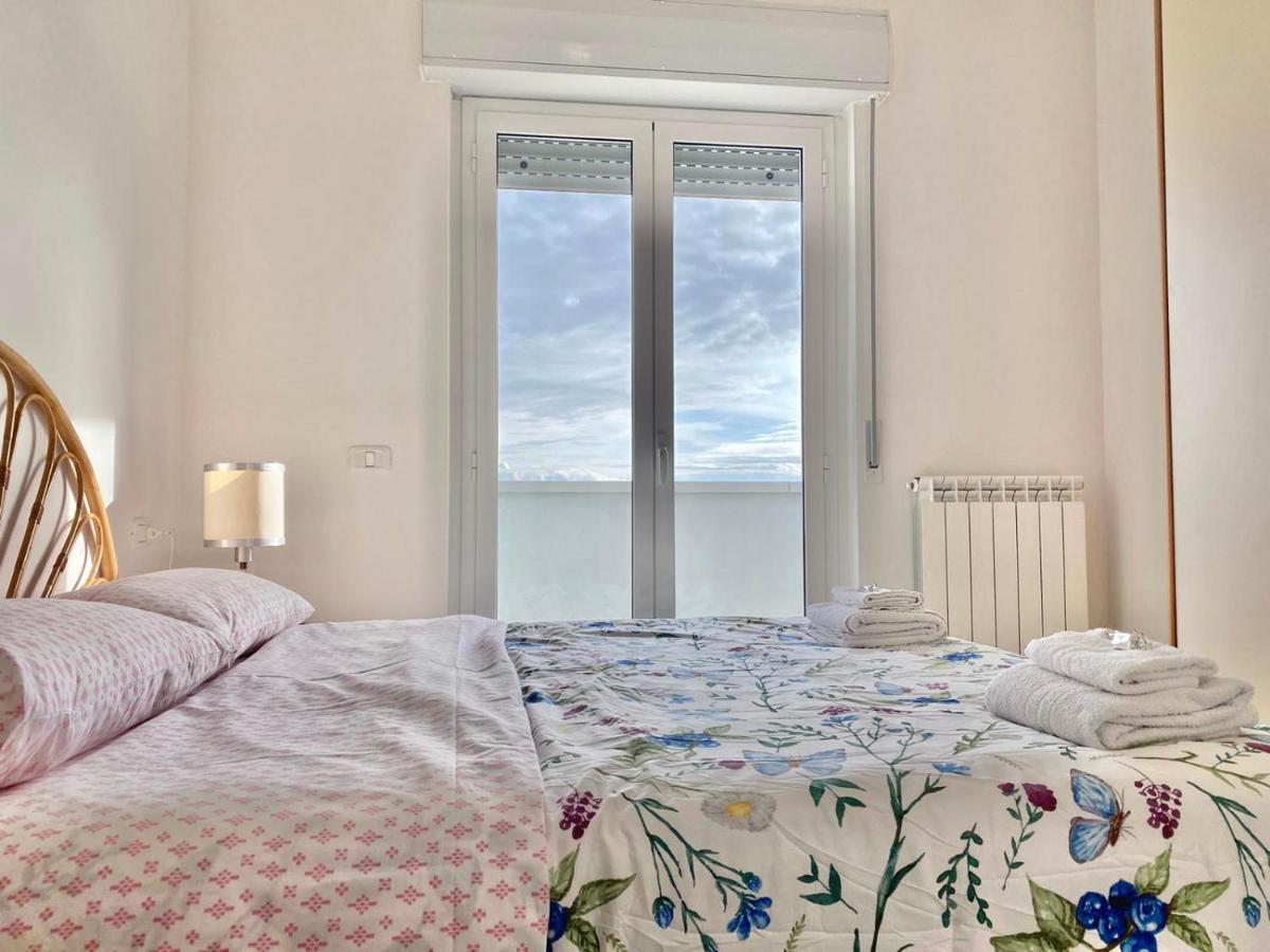 Punto Di Osservazione Lido di Fermo Kültér fotó